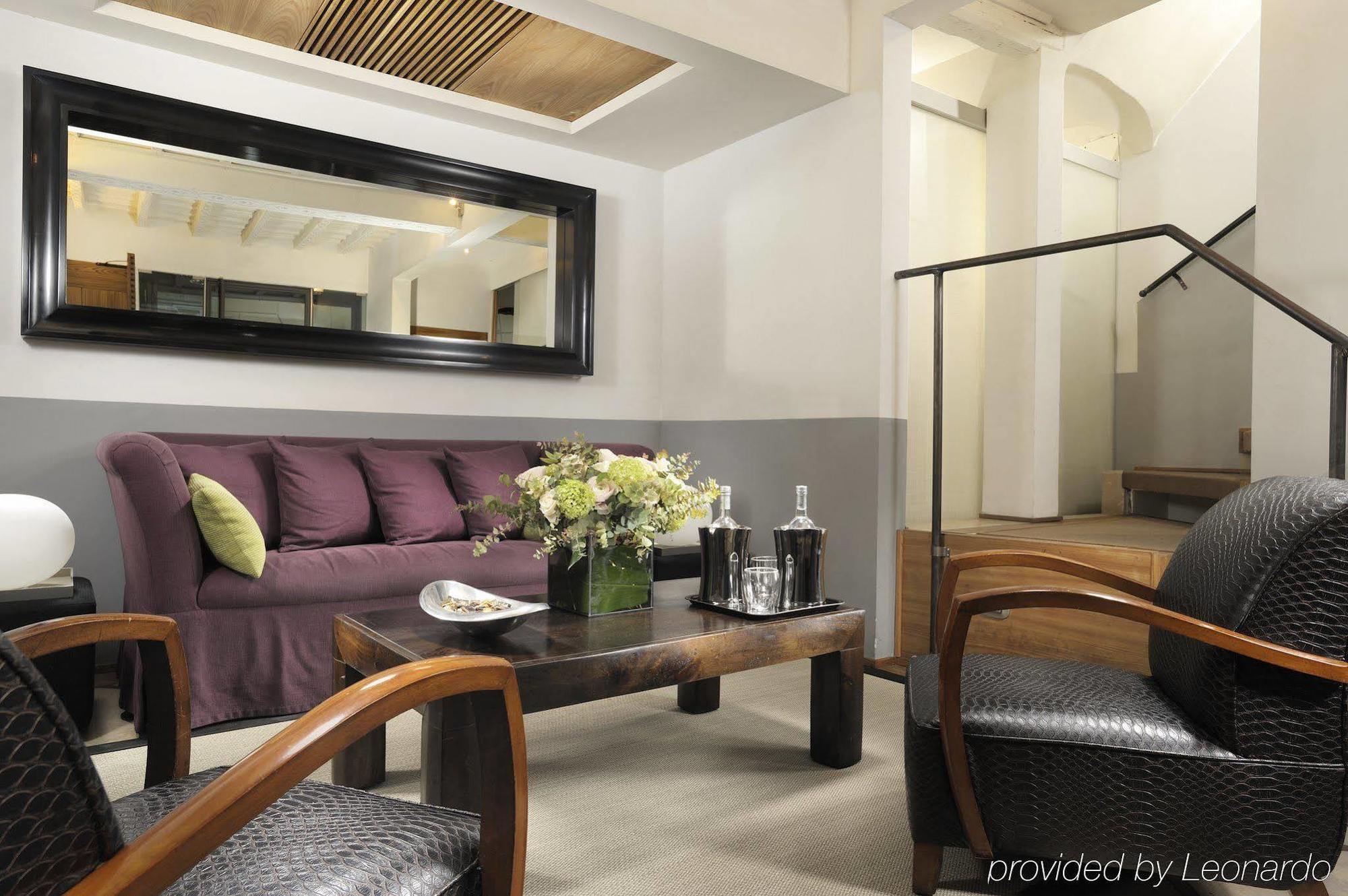 Mario De' Fiori 37 Hotel Рим Екстериор снимка