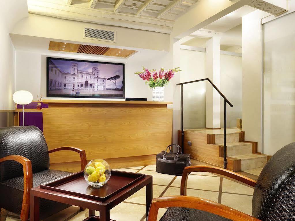 Mario De' Fiori 37 Hotel Рим Екстериор снимка